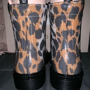 Sergio Rossi cheetah jelly boots TPR!